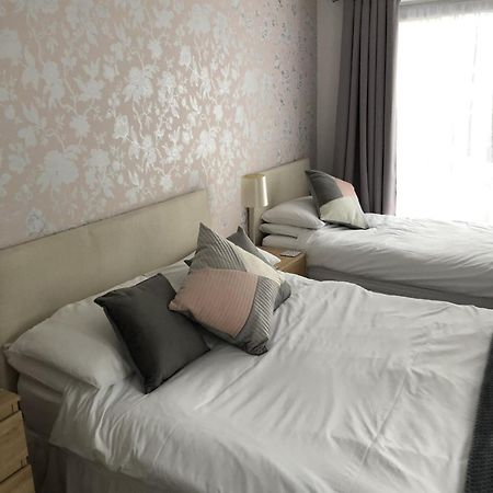 Basingstoke En Suite Room In Garden Annex Экстерьер фото