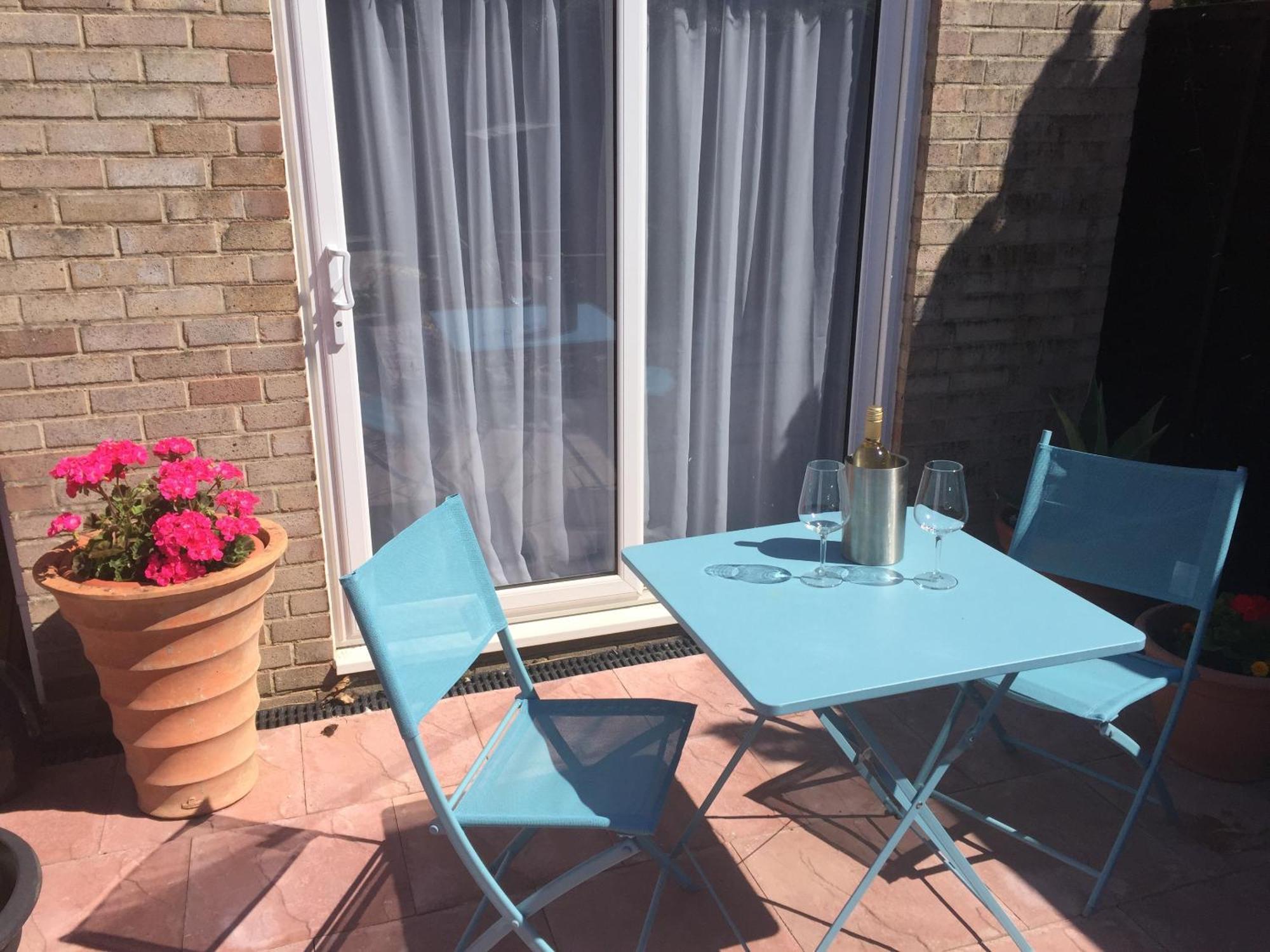 Basingstoke En Suite Room In Garden Annex Номер фото