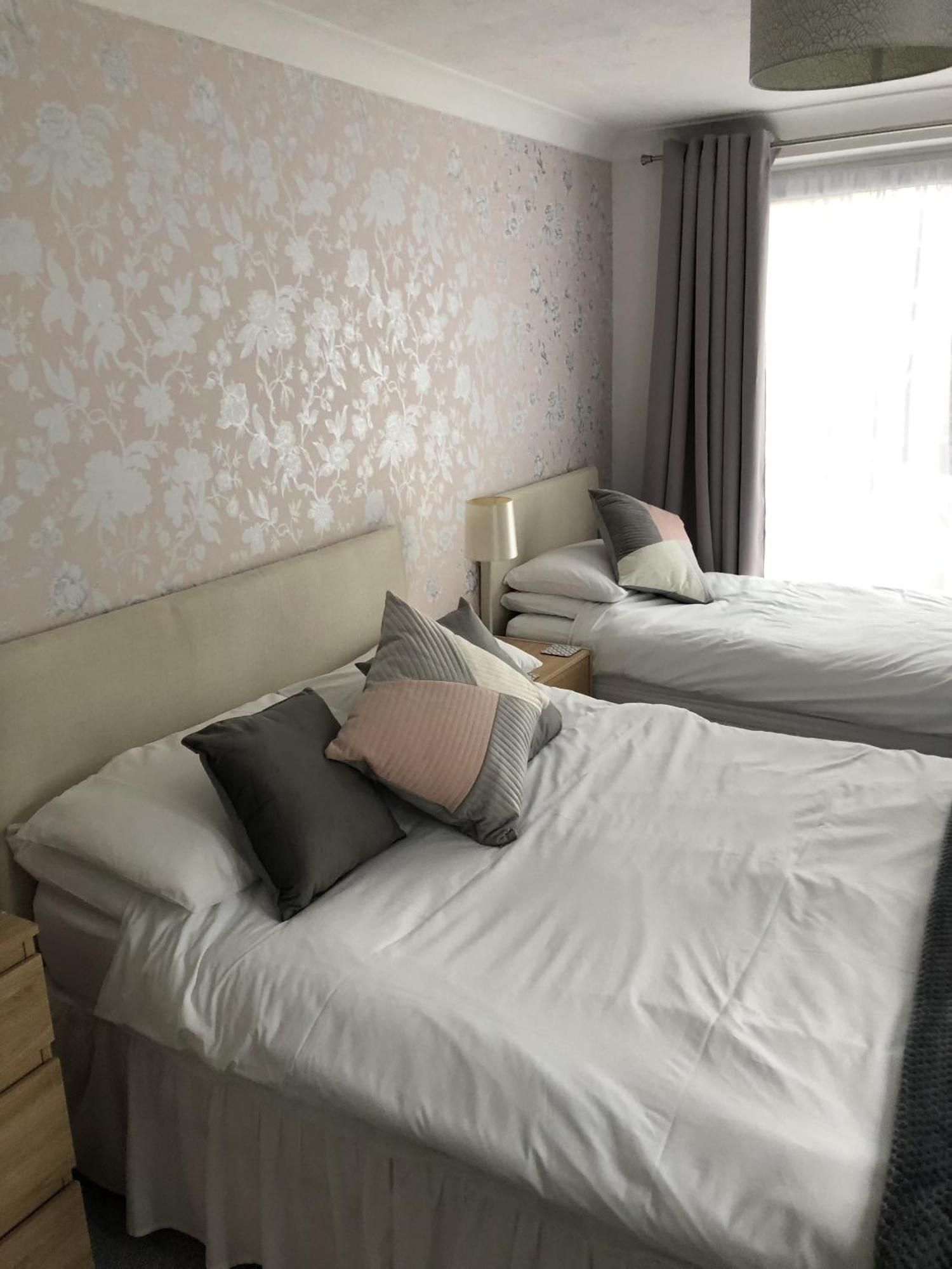 Basingstoke En Suite Room In Garden Annex Экстерьер фото